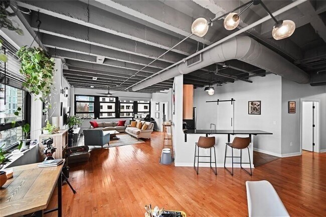 Building Photo - 878 Peachtree St NE Unit 504