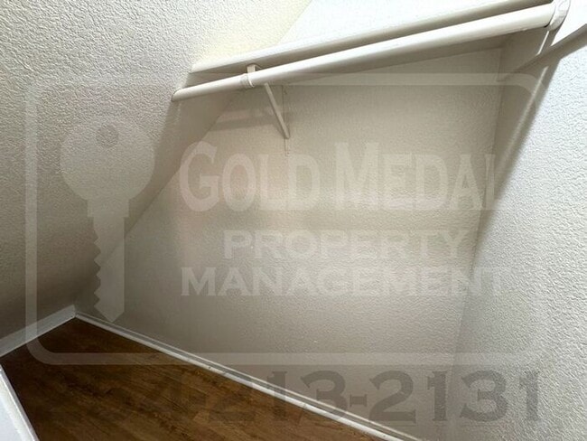 Photo - 1208 Industrial Blvd