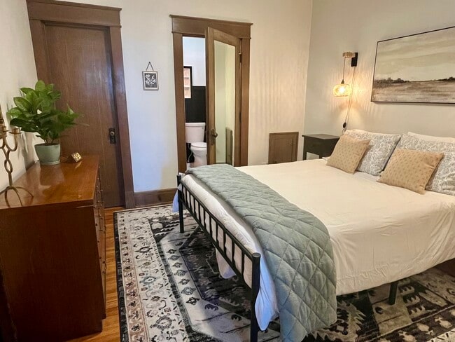 Photo - Downtown Views Apartment Unit 1