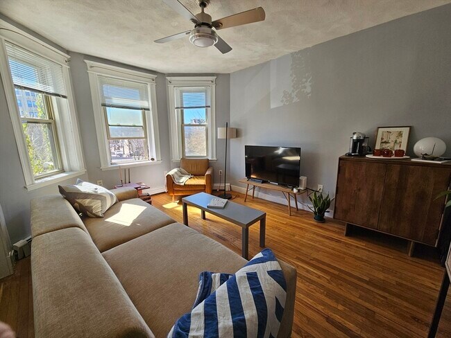Photo - 1665 Commonwealth Ave Condo Unit 7