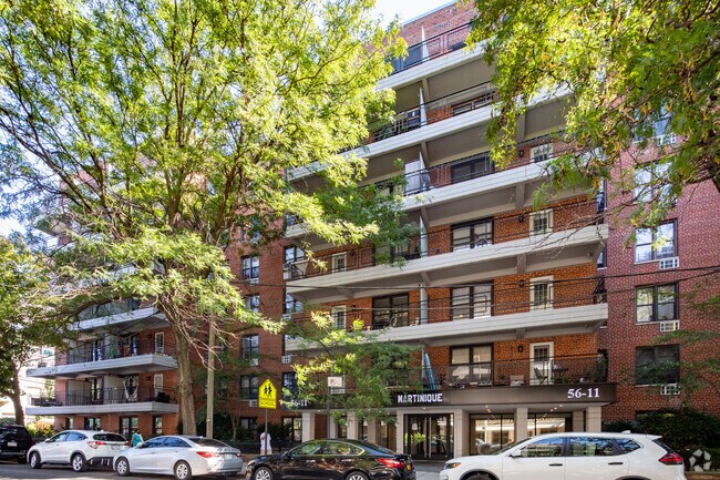 Photo - The Martinique