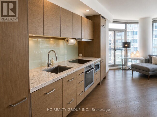 Photo - 45 Charles St E Unit 4509