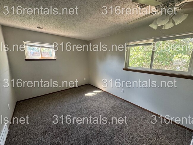 Photo - $850- 2 bed 1 bath - Townhomes