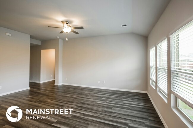 Photo - 2137 Sun Star Dr