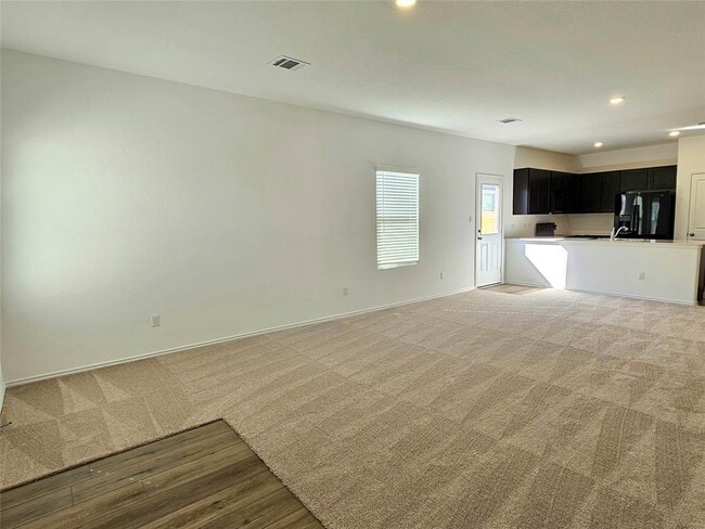 Photo - 418 Paddlefish Ln