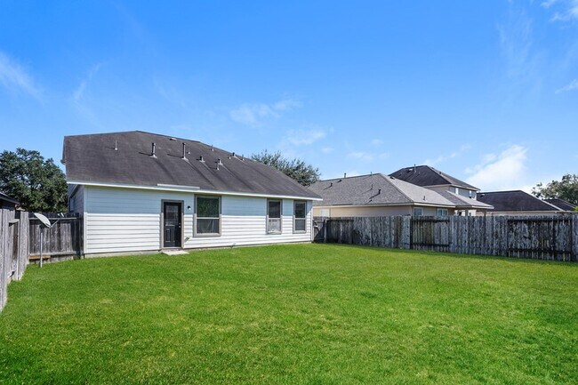 Photo - 823 Frontera Ct