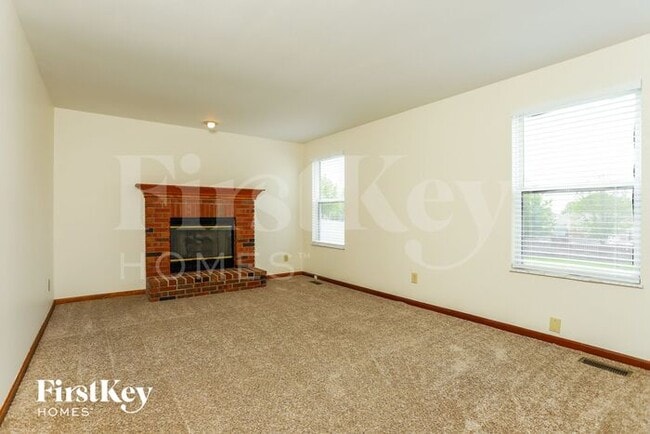 Photo - 2 Red Cedar Parc Ct