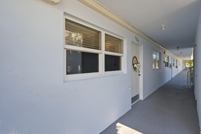 2008 S Federal Hwy Unit 101