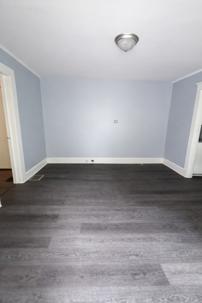 Photo - 1827 1st Ave NW