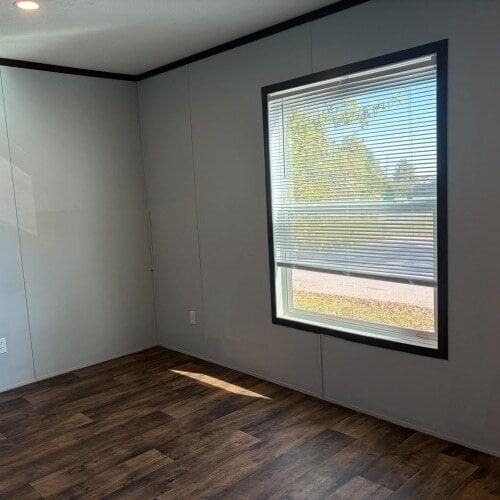 Photo - 475 Landis Ln