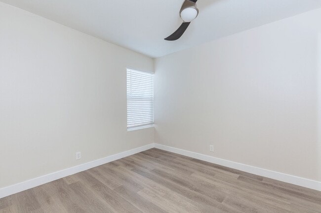 Photo - 471 Jefferson Blvd Unit 1