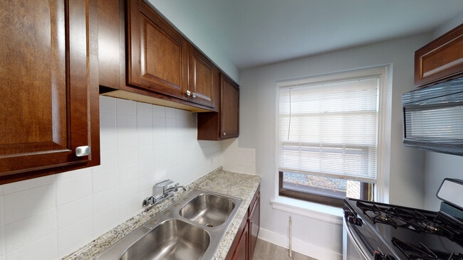 Photo - Bennett Village Apartments