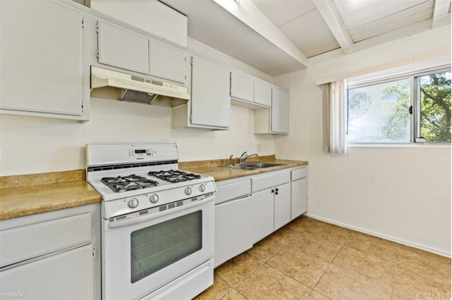 Photo - 2 br, 2 bath 4plex - 15320 Perris Boulevard 1