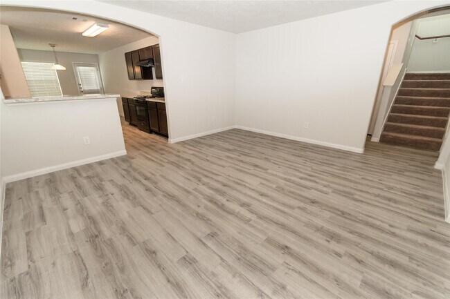 Photo - 3310 Any Way