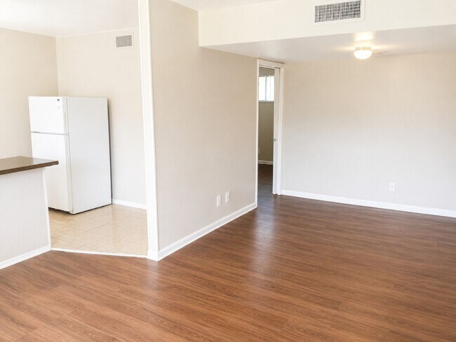 Photo - Shanti Apartments