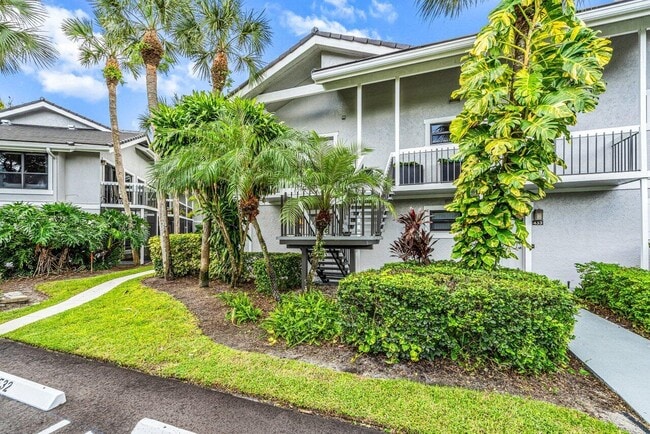 Photo - 11863 Wimbledon Cir Unit 432