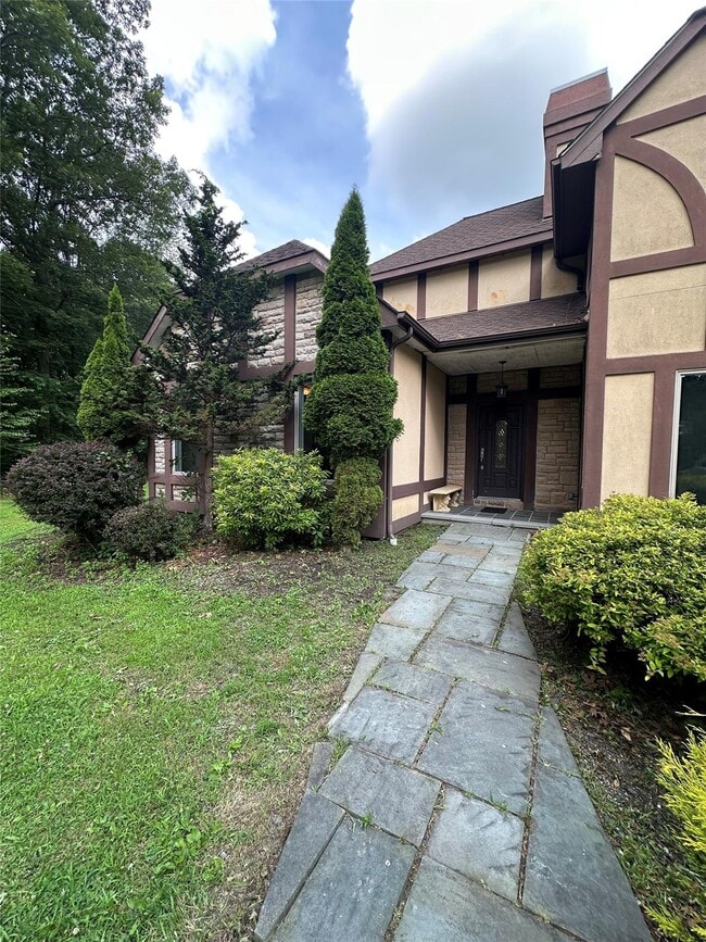 Photo - 8 Old Appalachian Trail Townhome