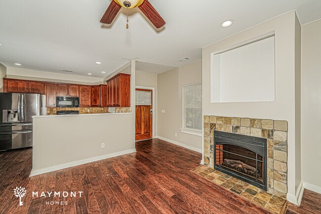 Photo - 245 Hathaway Ln