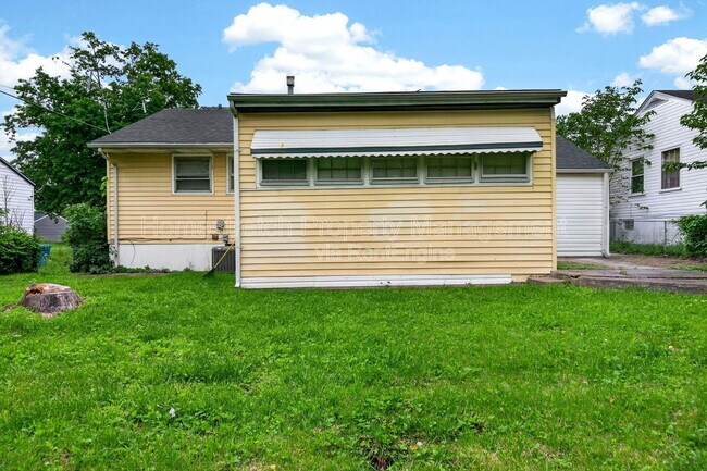Photo - 10409 Renfrew Dr