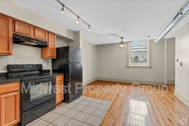Building Photo - 4244 Chouteau Ave Rental