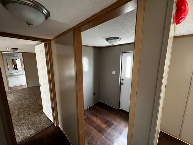 Photo - 18517 Prickley Ash Way