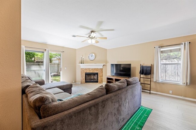 Photo - 1206 Parker Pl