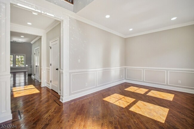 Photo - 64 Meyersville Rd