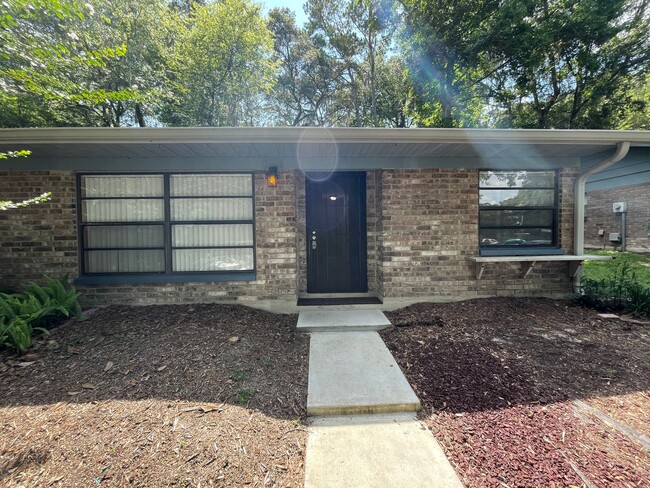 (2/2) Haystacks. Welcome to this charming ... - (2/2) Haystacks. Welcome to this charming ... Condo