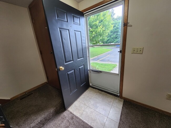 Photo - 1668 Colonial Dr