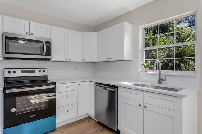 Photo - 14717 Sunset St