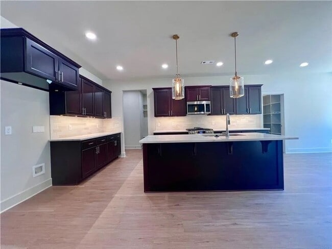 Photo - New Beginnings Start At AMRR: Luxury 4 Bedroom Home In Fayetteville