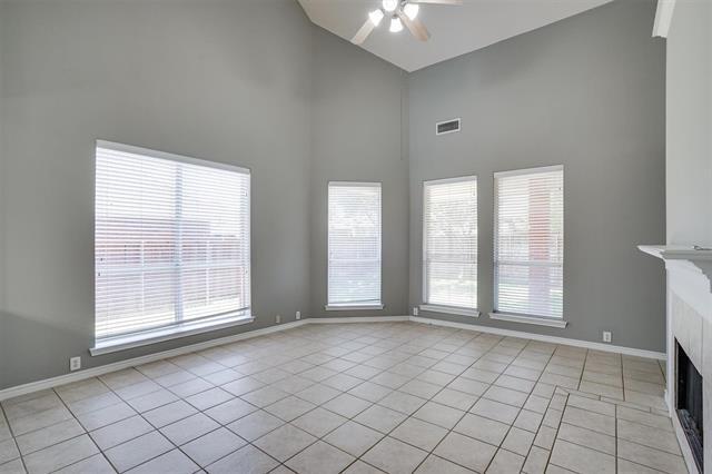 Photo - 7657 Ravenhill Dr