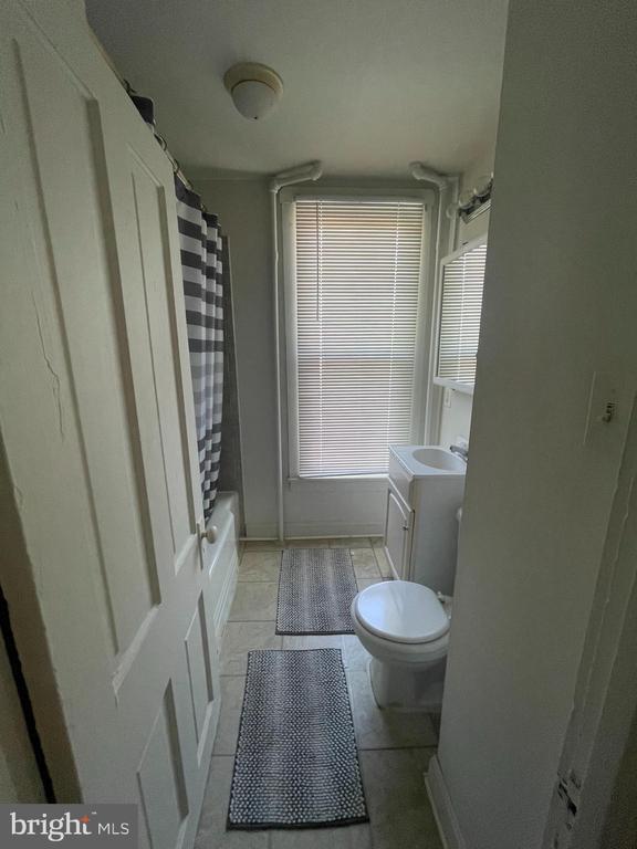 Photo - 13 Kirkwood Rd Unit 2B