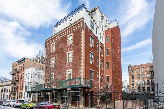 Carriage House on the Slope - Carriage House on the Slope