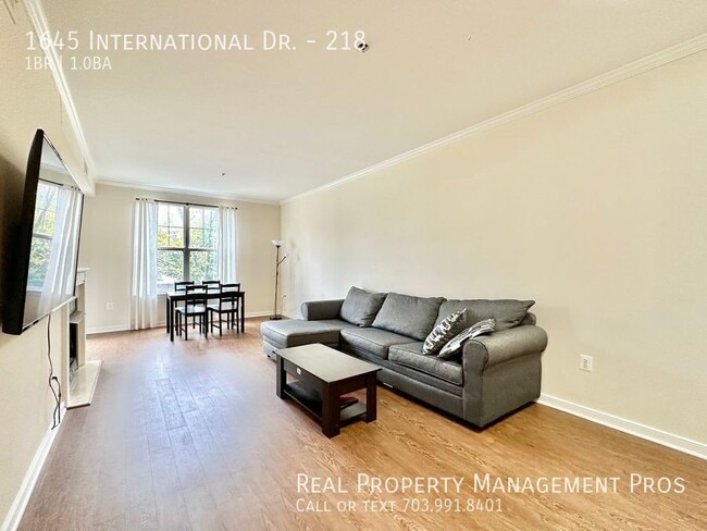 Photo - 1645 International Dr Unit 218