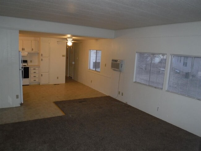 Photo - 1396 Prairiegrass Rd