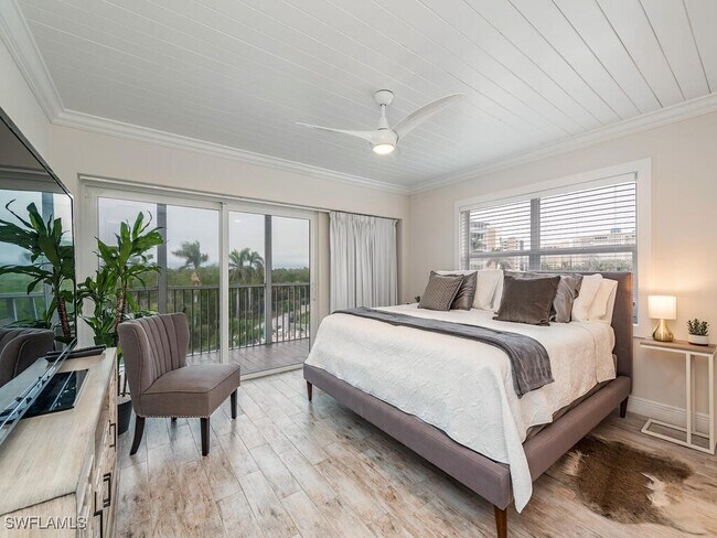 Photo - 1 Bluebill Ave Unit 412