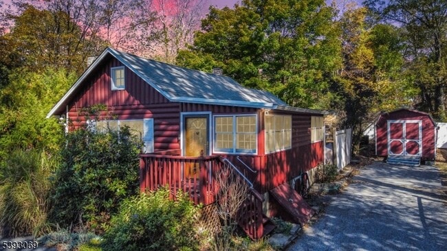 Building Photo - 215 Annisquam Rd