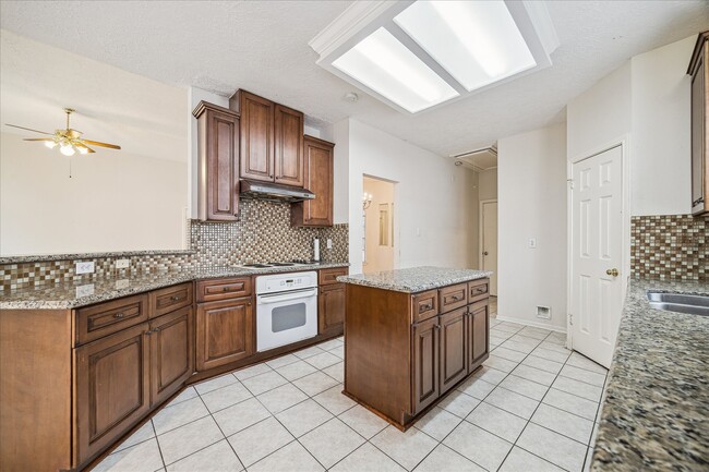 Photo - 119 Lissa Ln