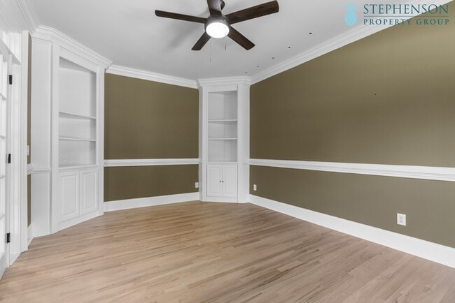 Lake Front Luxury in Chapin!