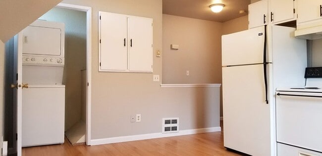 Photo - MOVE IN READY NOW! Desirable down town location. 1 bed, 1 bath. Includes water, sewer and garbage.