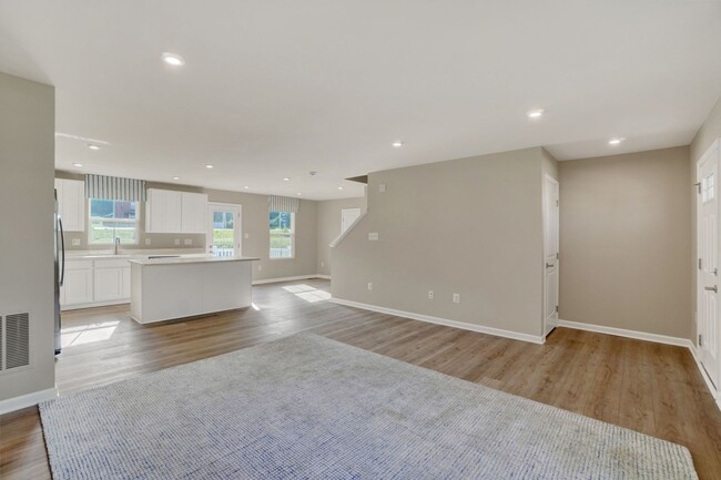 Photo - 69 Summerfield Dr