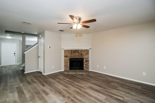 Photo - 2200 Southway
