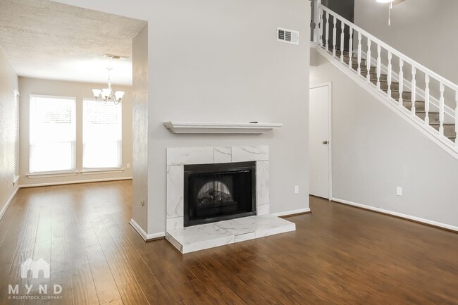 Photo - 2435 Country Pl Dr