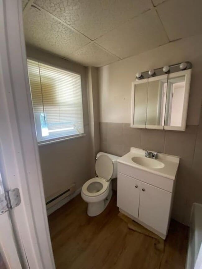 Photo - 521 E Broad St Unit 521 E Broad St - Apt A