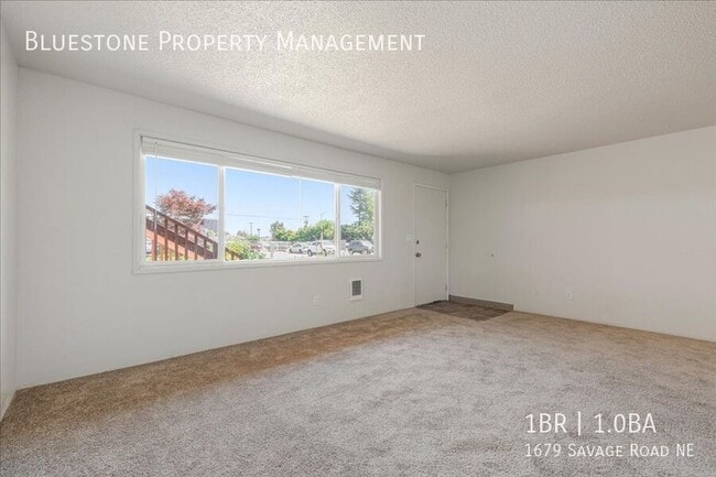 Photo - 1679 Savage Rd NE