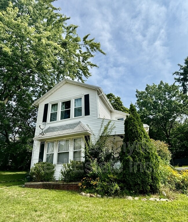 Building Photo - 141-141 Wadsworth Ave