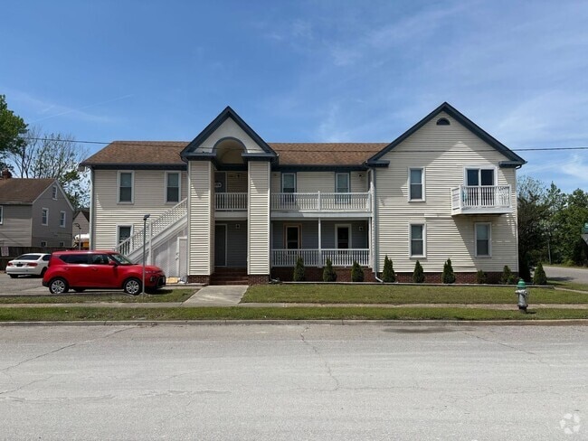Building Photo - 96 Chautauqua Ave Rental