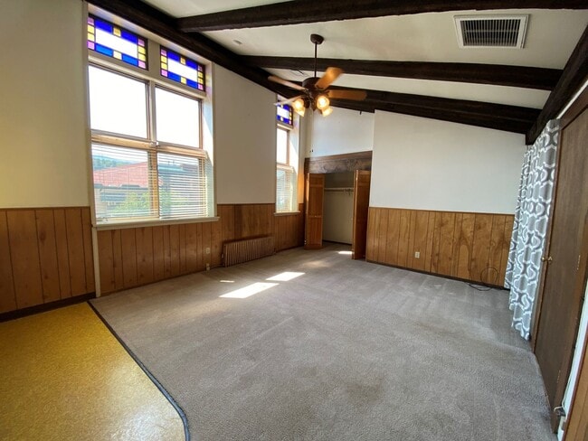 Building Photo - Rare Downtown Opportunity!