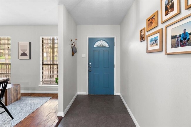 Photo - 11006 Yucca Dr